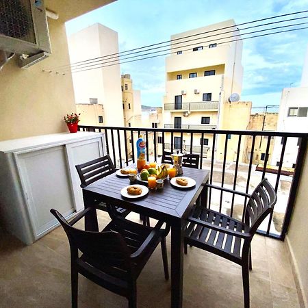 Sea Bliss Apartments With Terrace Just Off Seafront In St Paul'S Bay - By Getawaysmalta St. Paul's Bay Exterior photo